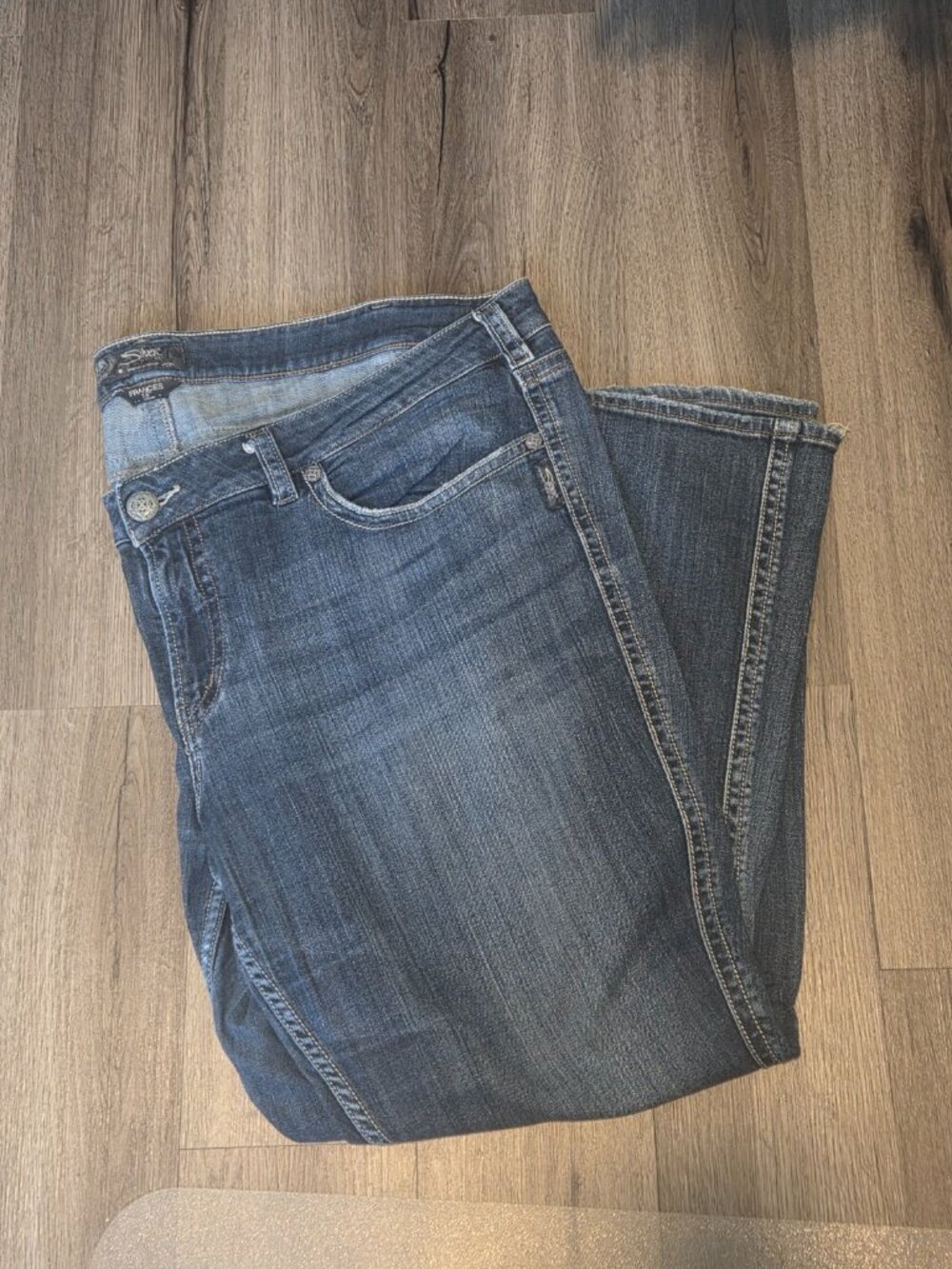 Silver Jeans Co. “Frances” Jeans | Women’s Plus 24/L31 | 18" Leg Opening